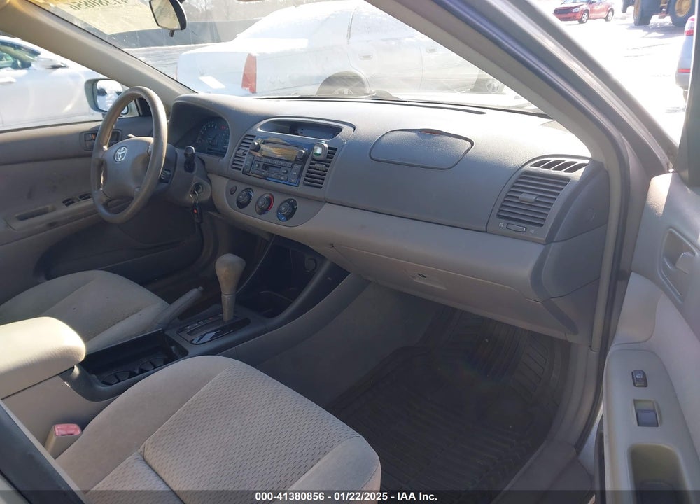 2004 TOYOTA CAMRY LE VIN: 4T1BE32K74U824713