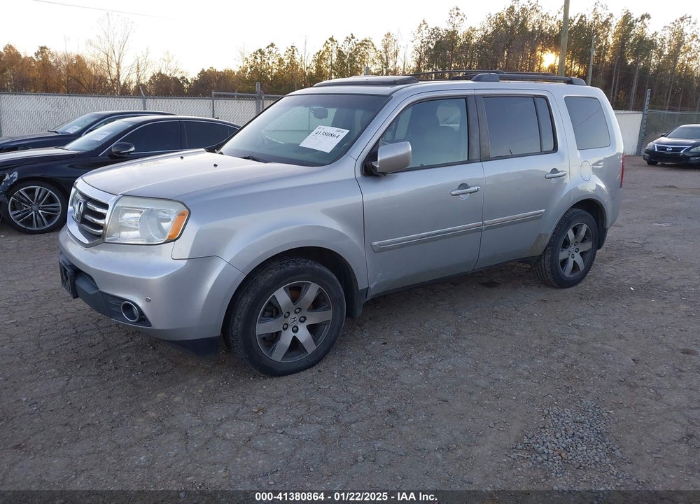 2013 HONDA PILOT TOURING VIN: 5FNYF3H9XDB024349