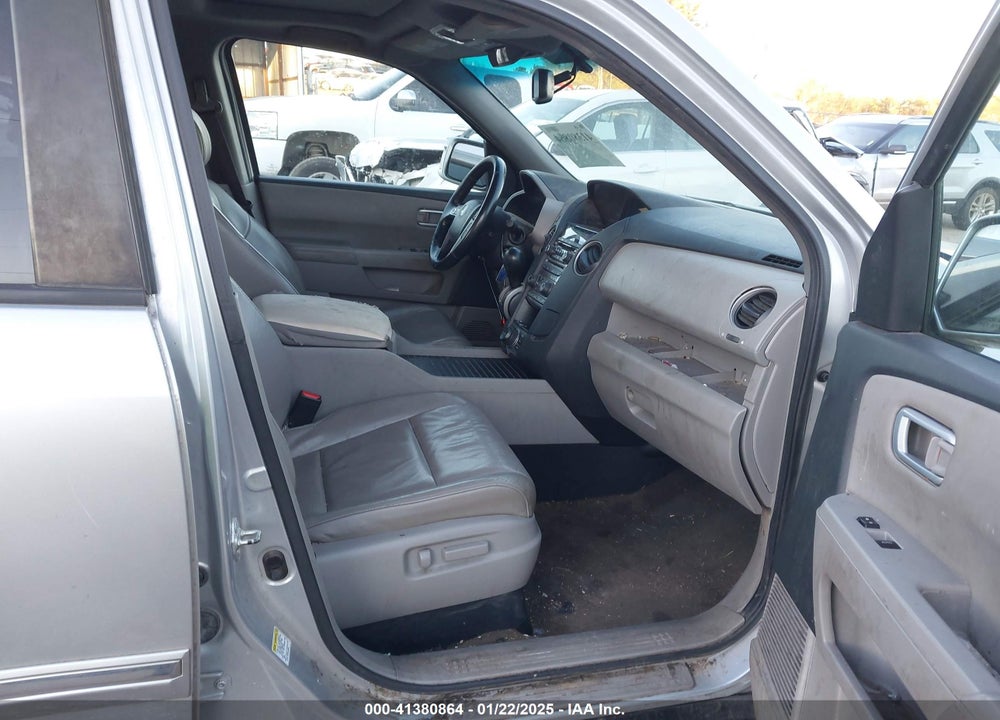 2013 HONDA PILOT TOURING VIN: 5FNYF3H9XDB024349