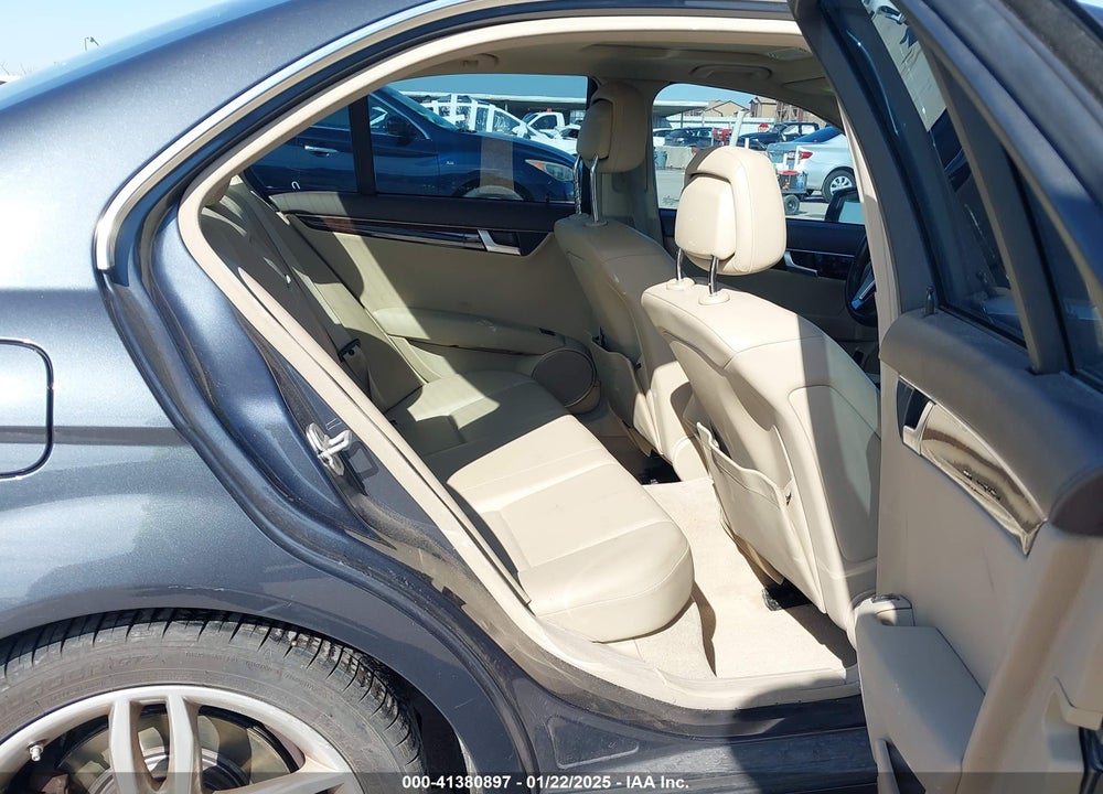 2014 BENZ C-CLASS C300 SPORT 4 VIN: WDDGF8AB6ER323277