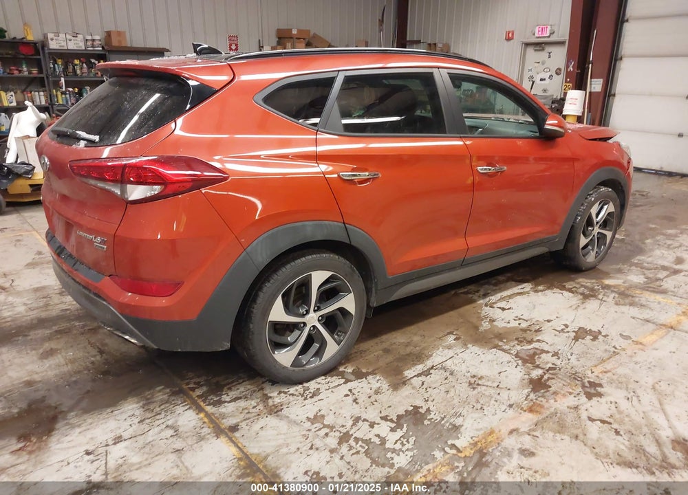 2016 HYUNDAI TUCSON LIMITED VIN: KM8J3CA24GU193667