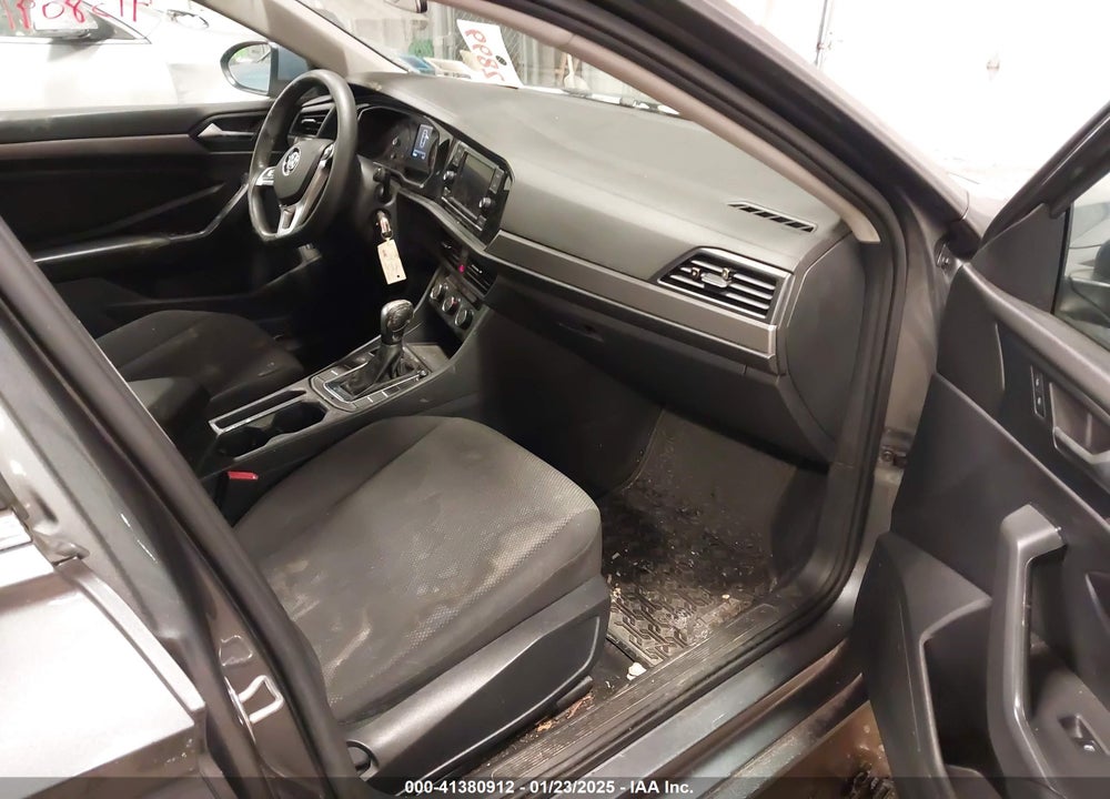 2019 VOLKSWAGEN JETTA VIN: 3VWC57BU8KM020825