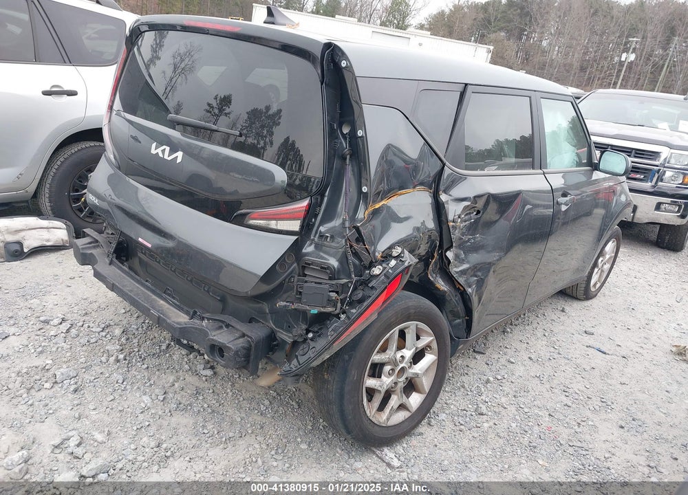 2024 KIA SOUL VIN: KNDJ23AU3R7899622