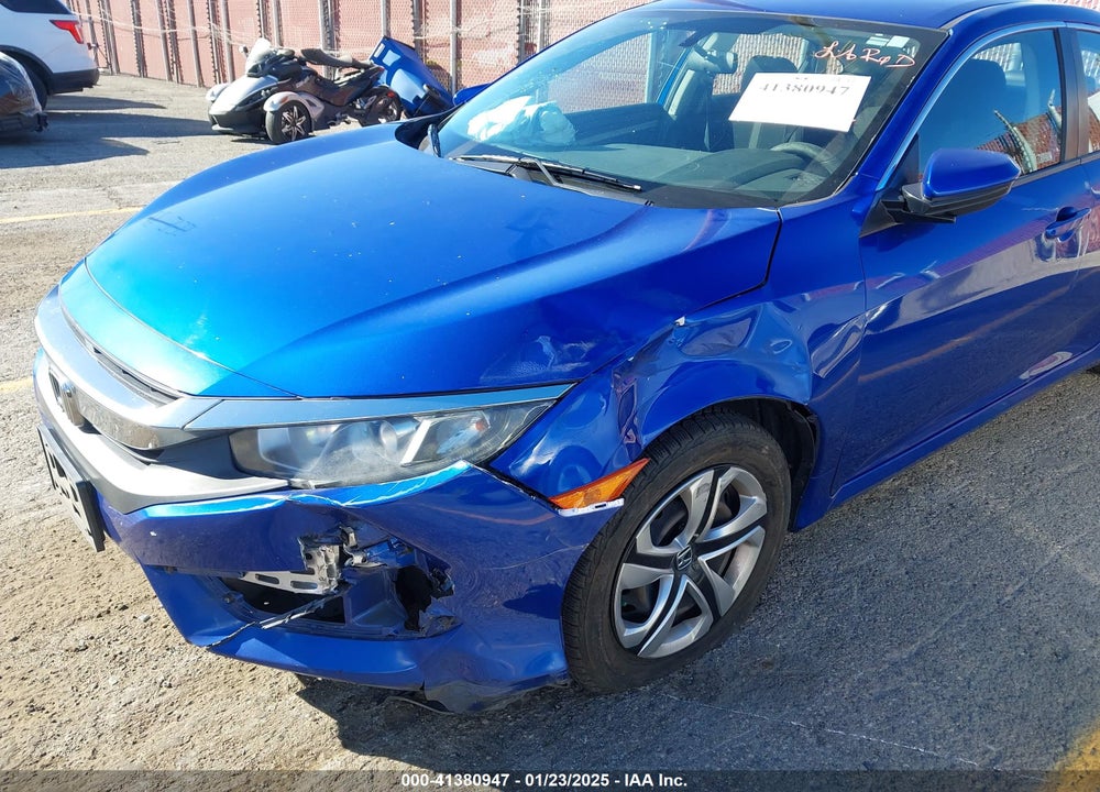 2018 HONDA CIVIC LX VIN: 2HGFC2F5XJH558887