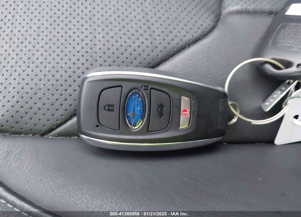 2018 SUBARU IMPREZA VIN: 4S3GTAU68J3746786