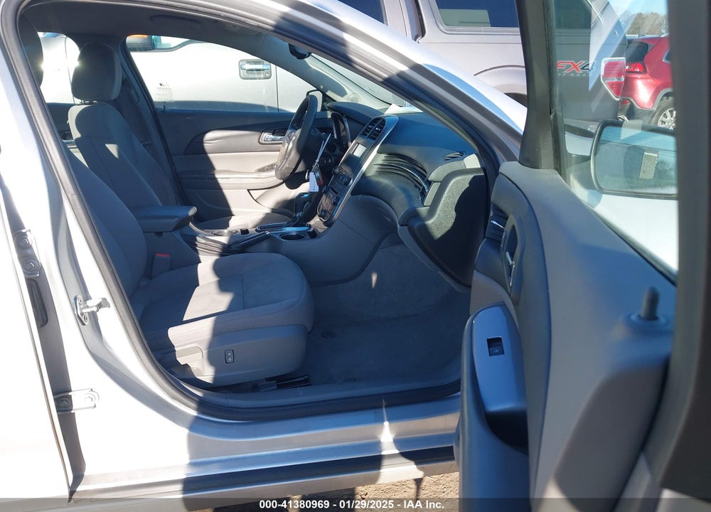 2015 CHEVROLET MALIBU LS VIN: 1G11B5SL0FF112041