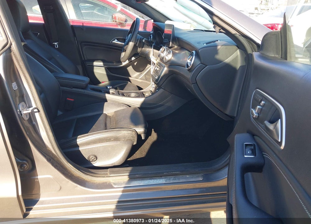 2018 MERCEDES-BENZ CLA 250 VIN: WDDSJ4GB5JN531175
