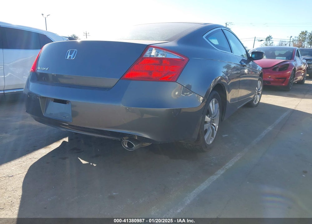 2009 HONDA ACCORD VIN: 1HGCS12779A024747
