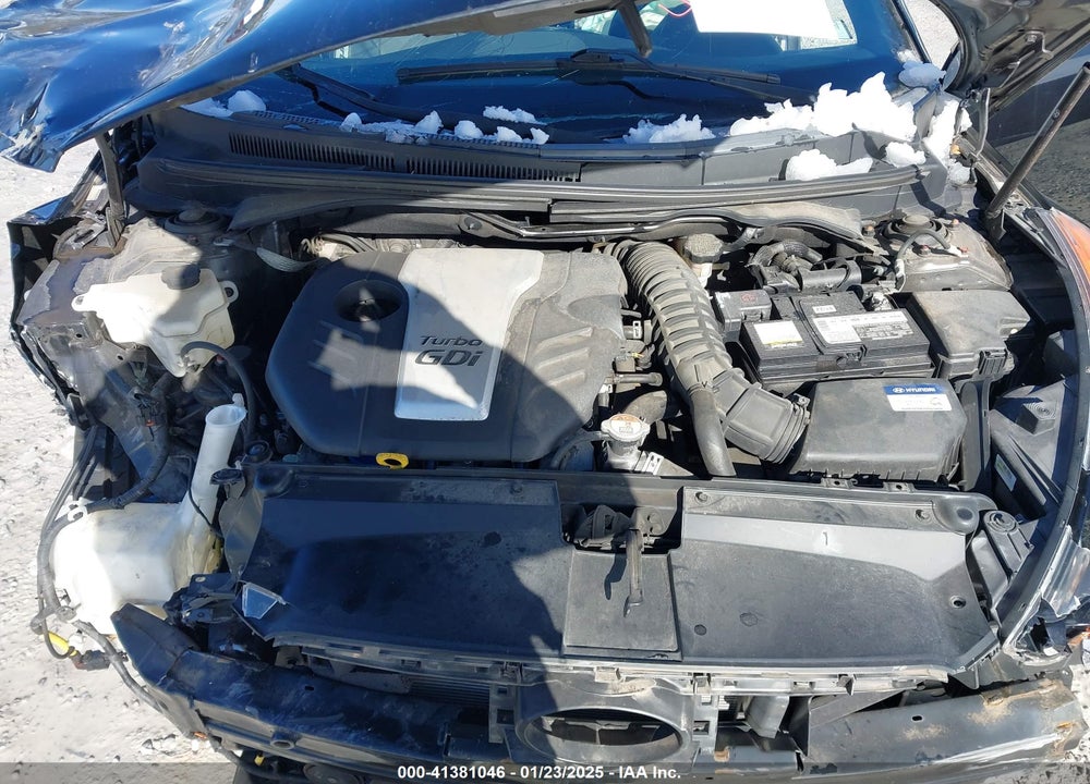 2016 HYUNDAI VELOSTER VIN: KMHTC6AE0GU255585