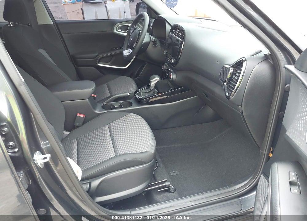 2024 KIA SOUL VIN: KNDJ23AU2R7909296