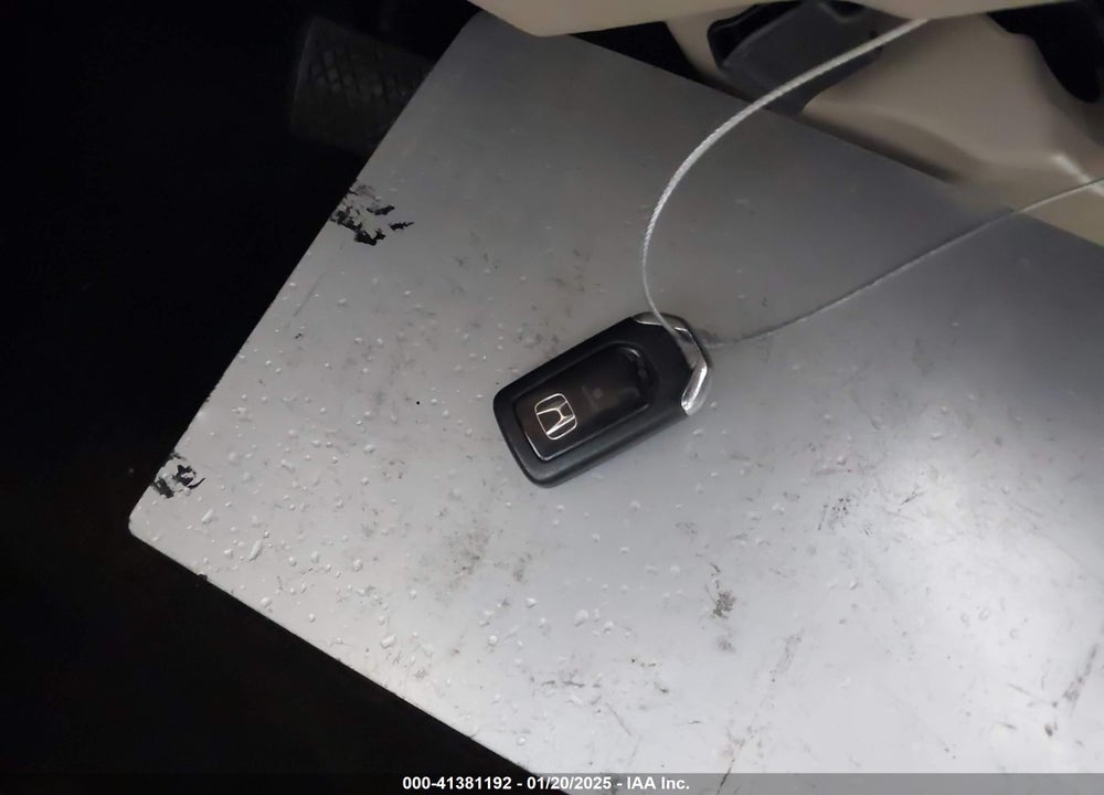 2017 HONDA ACCORD VIN: 1HGCR2F8XHA026706