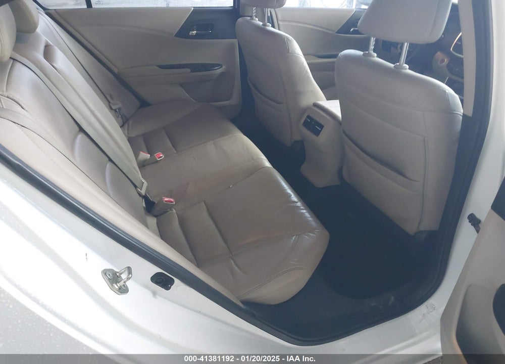 2017 HONDA ACCORD VIN: 1HGCR2F8XHA026706