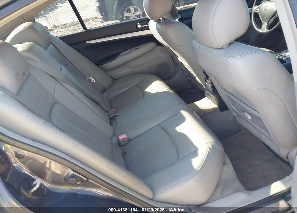 2008 INFINITI G35X VIN: JNKBV61F18M272723