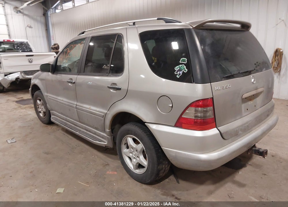 2005 MERCEDES-BENZ ML 350 4MATIC VIN: 4JGAB57E35A529260