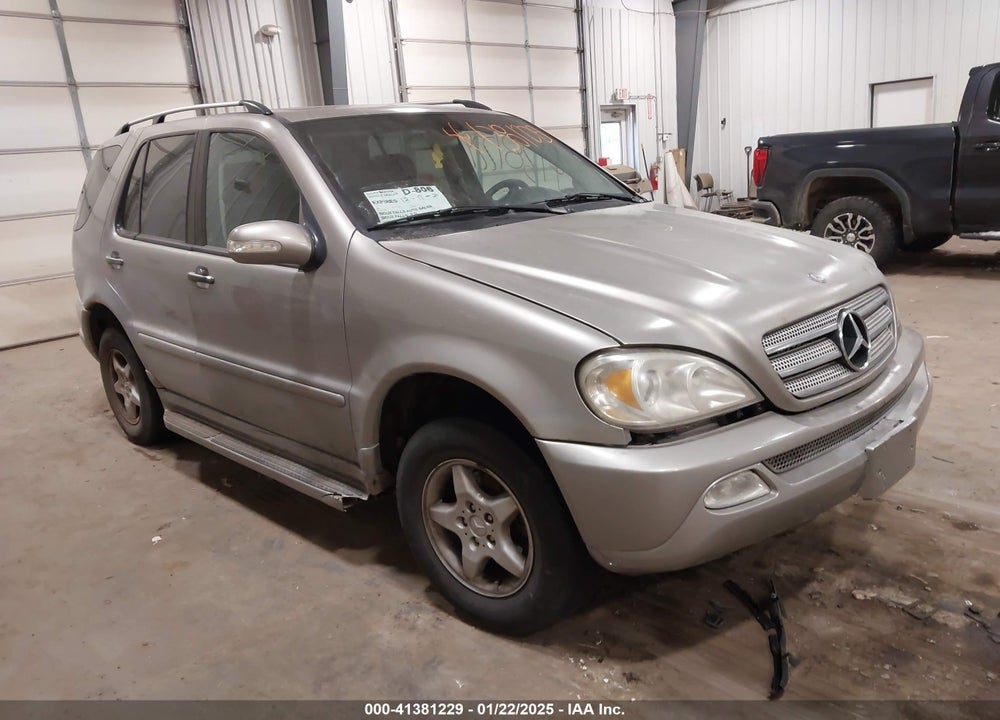 2005 MERCEDES-BENZ ML 350 4MATIC VIN: 4JGAB57E35A529260