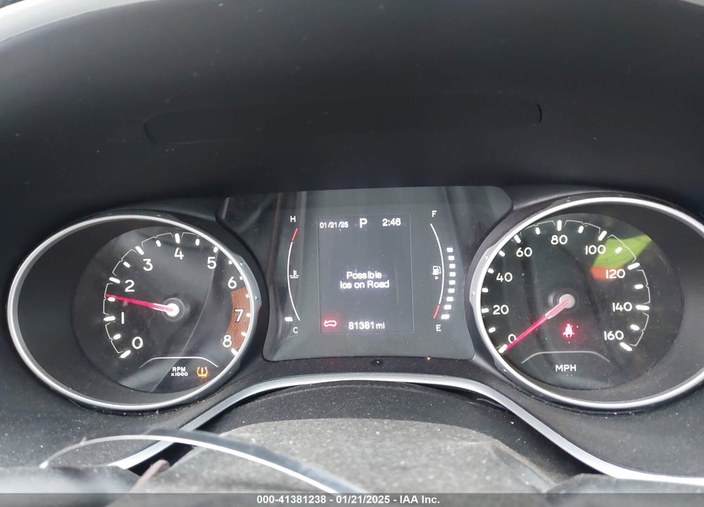 2018 JEEP COMPASS LATITUDE FWD VIN: 3C4NJCBB8JT134052