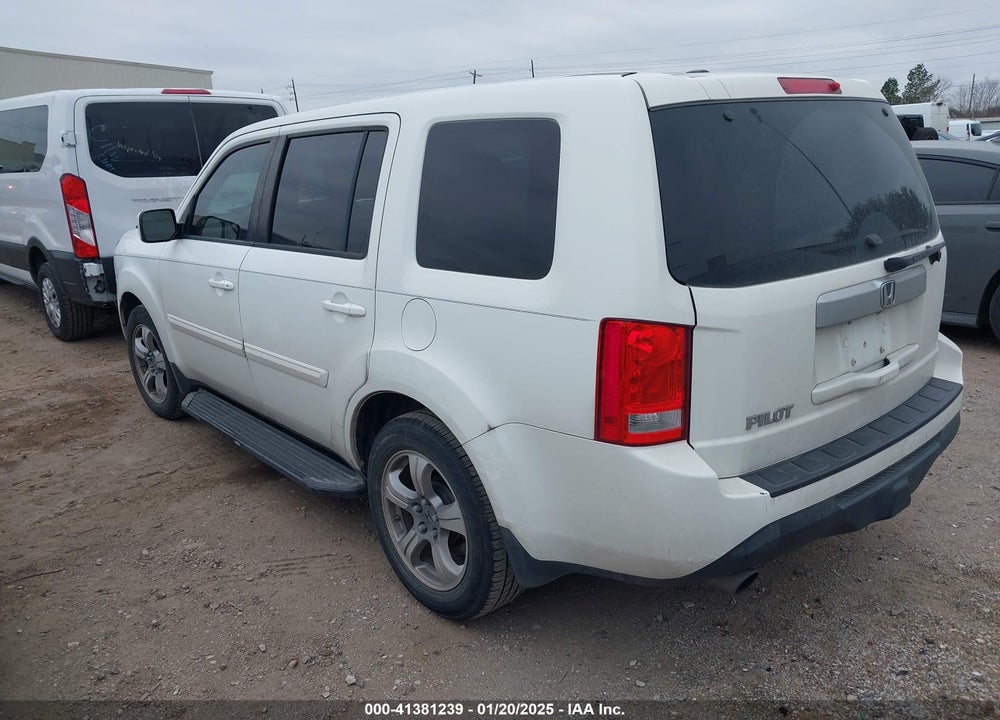 2015 HONDA PILOT EX-L VIN: 5FNYF3H55FB029006