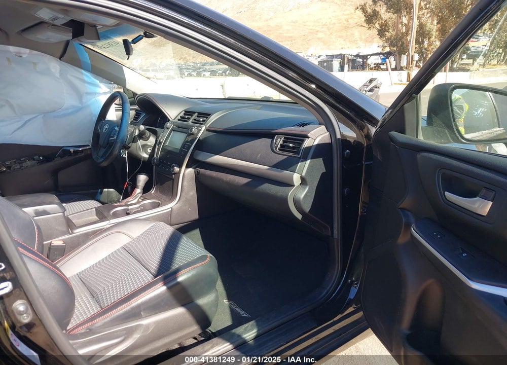 2015 TOYOTA CAMRY SE VIN: 4T1BF1FK6FU931492