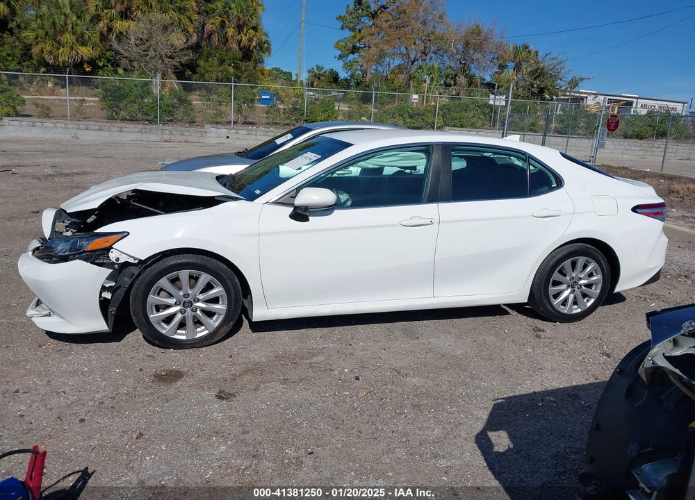 2019 TOYOTA CAMRY VIN: 4T1B11HK9KU758766
