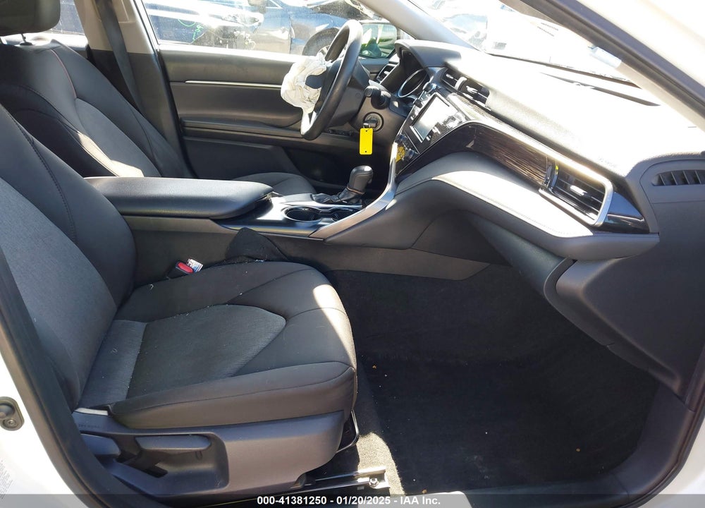 2019 TOYOTA CAMRY VIN: 4T1B11HK9KU758766