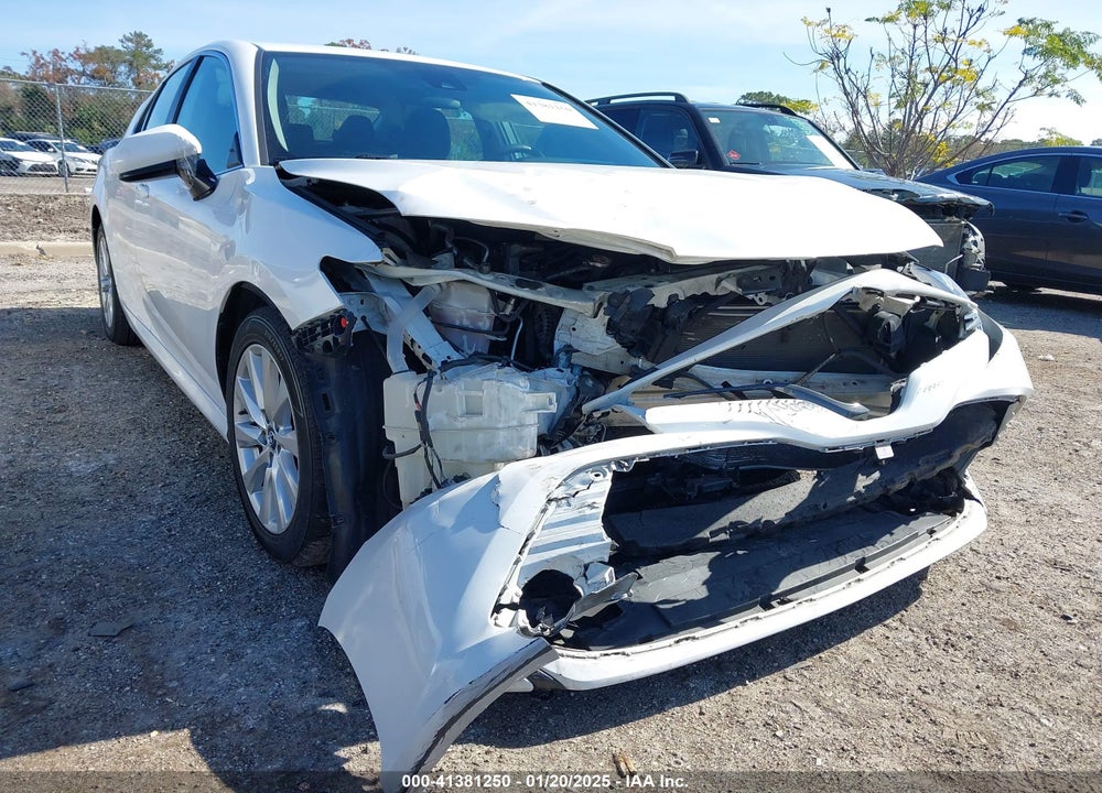 2019 TOYOTA CAMRY VIN: 4T1B11HK9KU758766