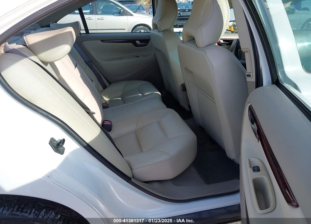 2004 VOLVO S60 2.5T AWD VIN: YV1RH59H042380967