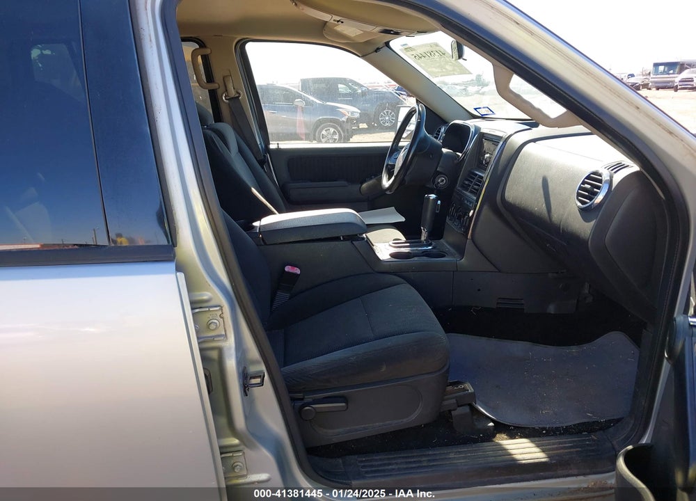 2009 FORD EXPLORER XLT VIN: 1FMEU73EX9UA14080