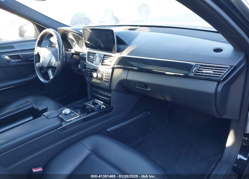 2011 MERCEDES-BENZ E VIN: WDDHF8HB5BA262993