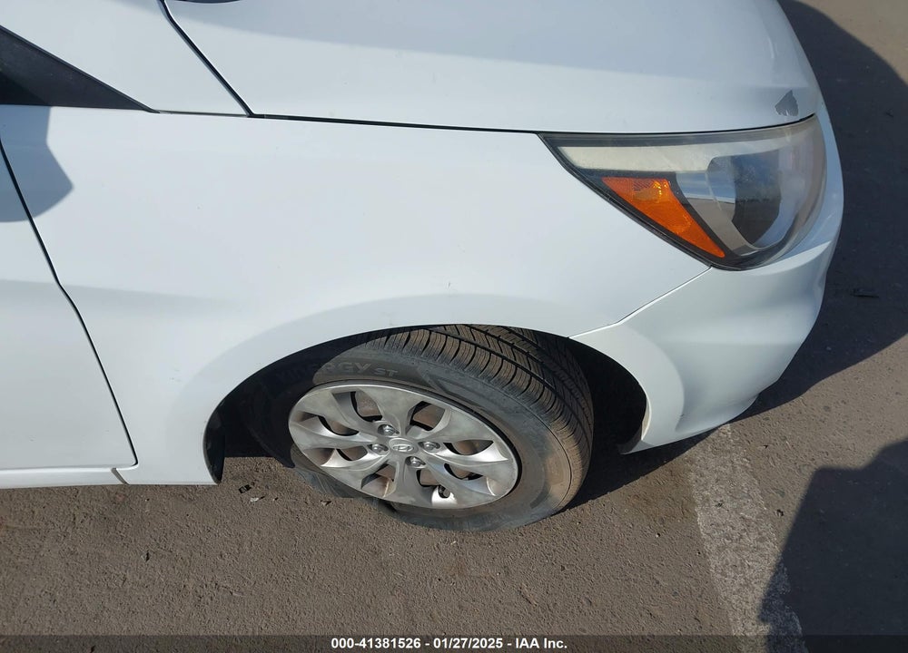 2017 HYUNDAI ACCENT VIN: KMHCT5AE6HU325246