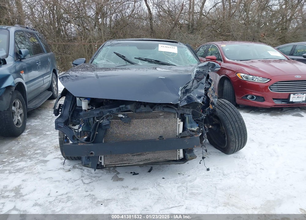 2017 KIA CADENZA VIN: KNALC4J11H5052350