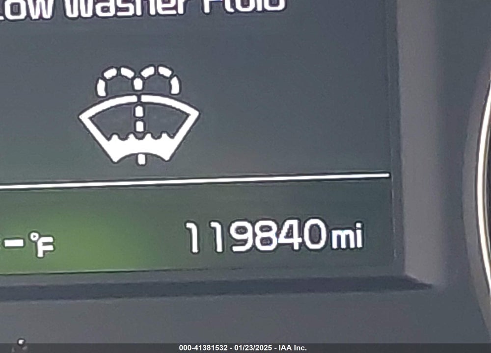 2017 KIA CADENZA VIN: KNALC4J11H5052350