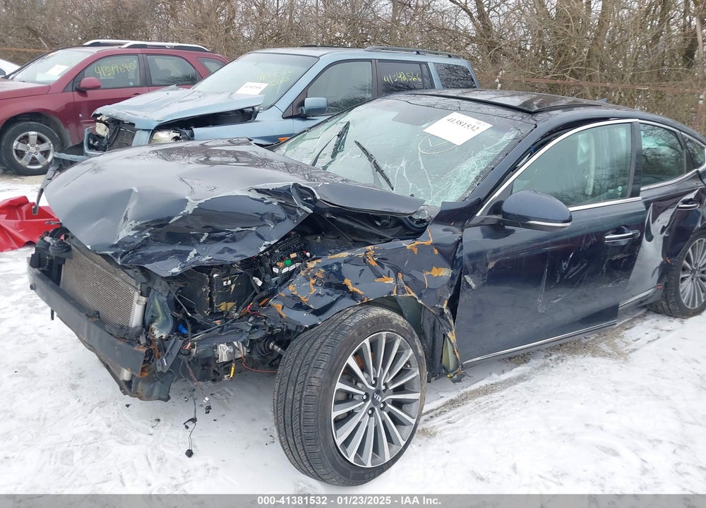 2017 KIA CADENZA VIN: KNALC4J11H5052350
