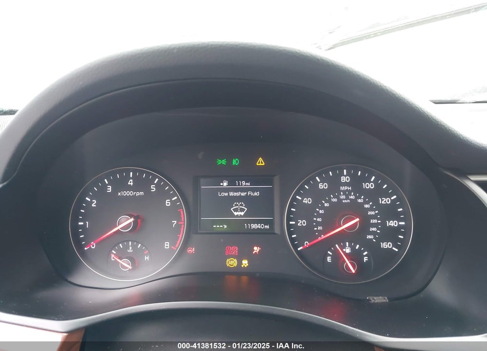 2017 KIA CADENZA VIN: KNALC4J11H5052350
