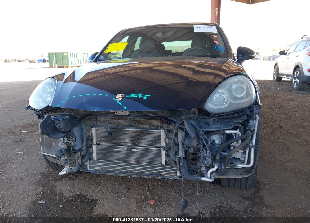2016 PORSCHE CAYENNE E-HYBRID S VIN: WP1AE2A24GLA62087