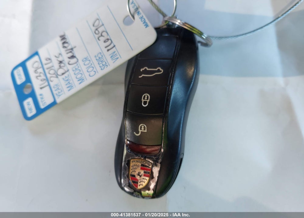2016 PORSCHE CAYENNE E-HYBRID S VIN: WP1AE2A24GLA62087