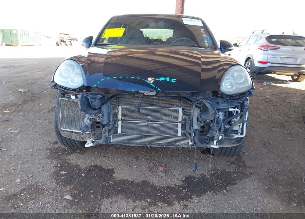 2016 PORSCHE CAYENNE E-HYBRID S VIN: WP1AE2A24GLA62087