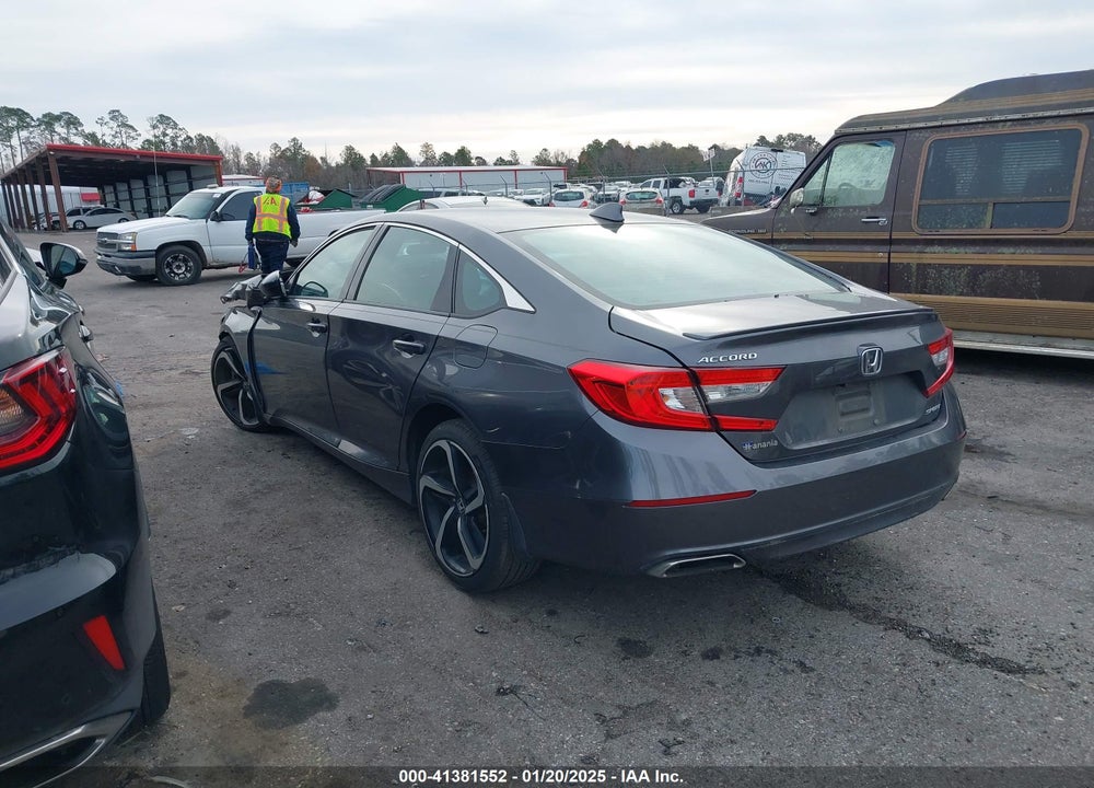 2018 HONDA ACCORD VIN: 1HGCV1F33JA258631