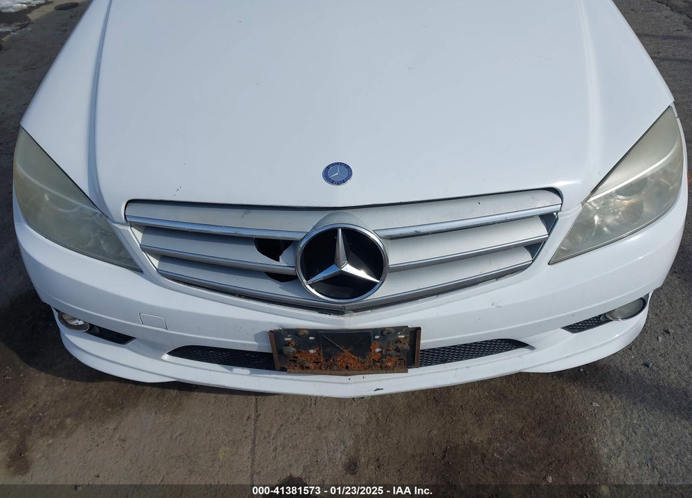 2009 MERCEDES-BENZ C 300 VIN: WDDGF54X09R041051