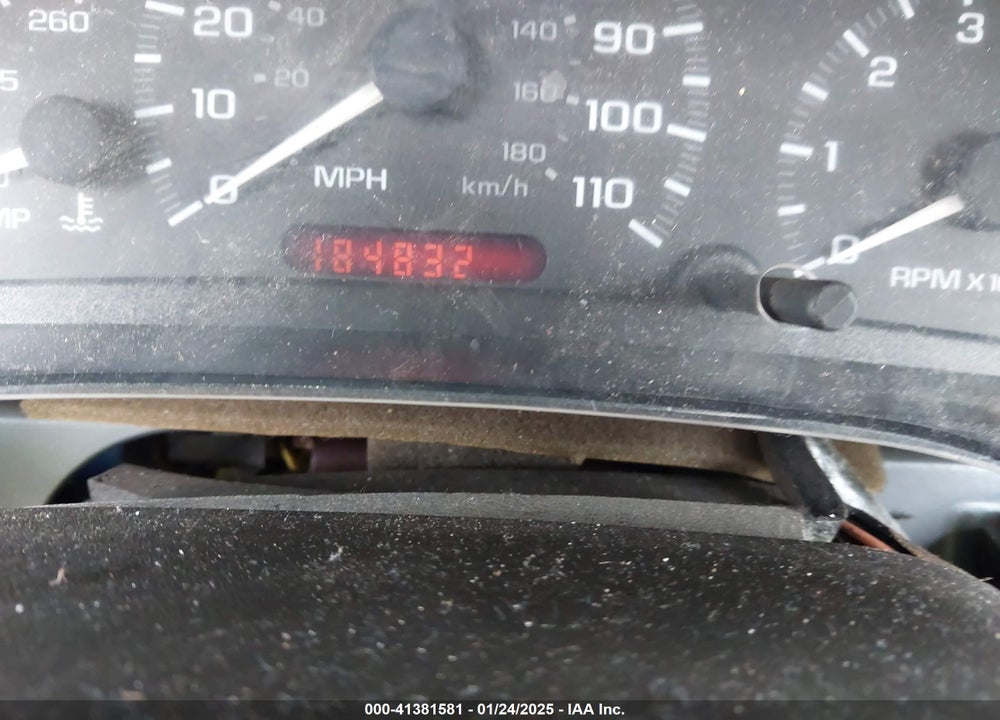 2005 CHEVROLET CAVALIER VIN: 1G1JC52F957114225