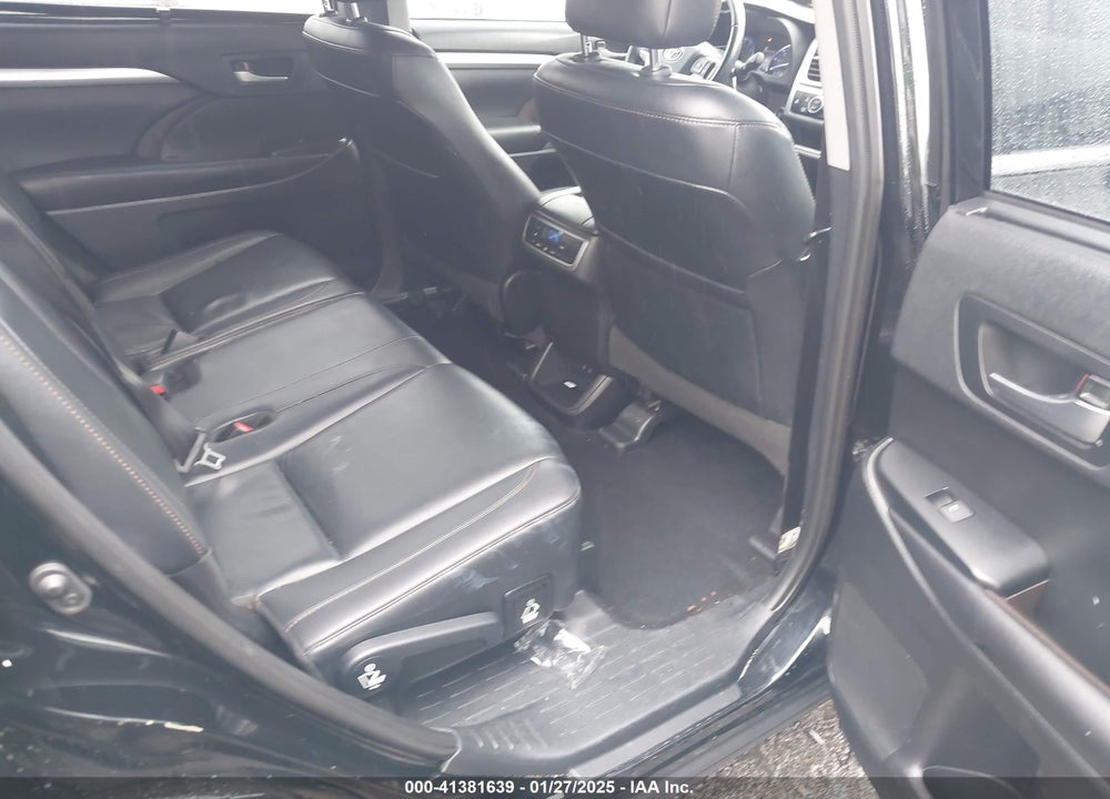2019 TOYOTA HIGHLANDER VIN: 5TDJZRFH9KS597953