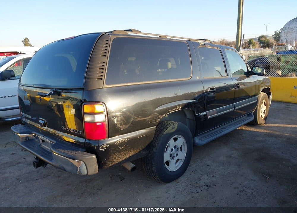2005 CHEVROLET SUBURBAN 1500 LT VIN: 3GNFK16Z65G222083