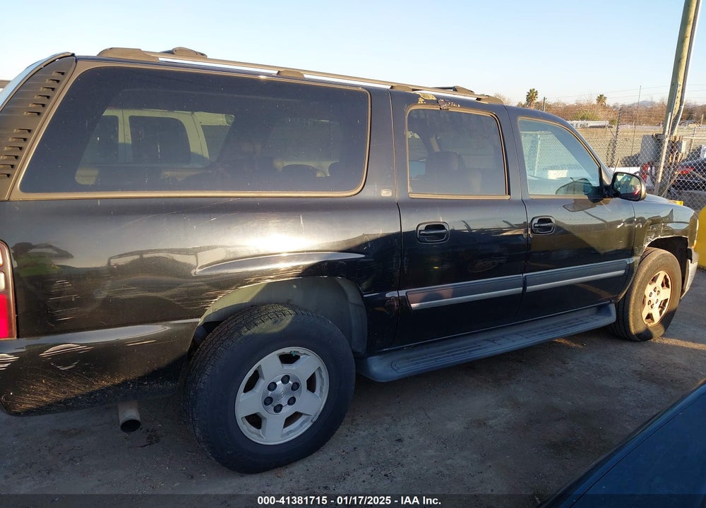 2005 CHEVROLET SUBURBAN 1500 LT VIN: 3GNFK16Z65G222083