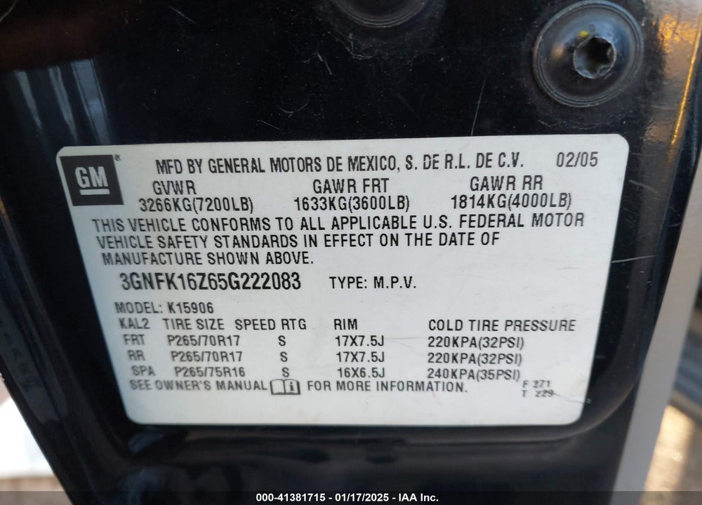 2005 CHEVROLET SUBURBAN 1500 LT VIN: 3GNFK16Z65G222083