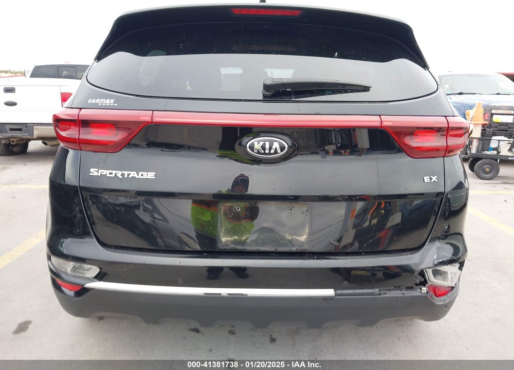 2021 KIA SPORTAGE EX VIN: KNDPN3AC4M7856358