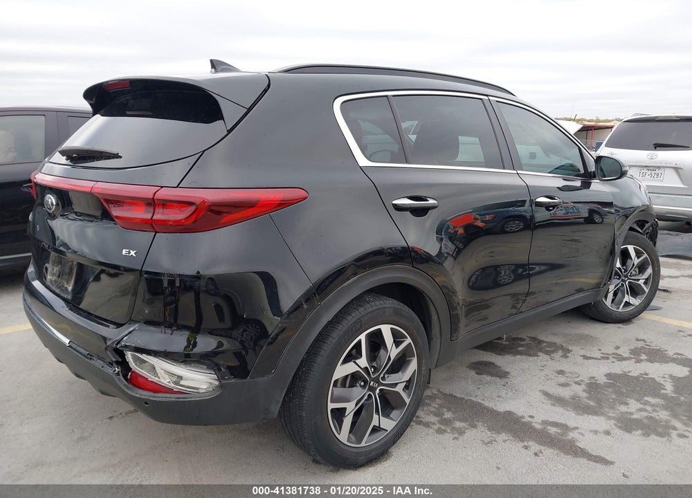 2021 KIA SPORTAGE EX VIN: KNDPN3AC4M7856358