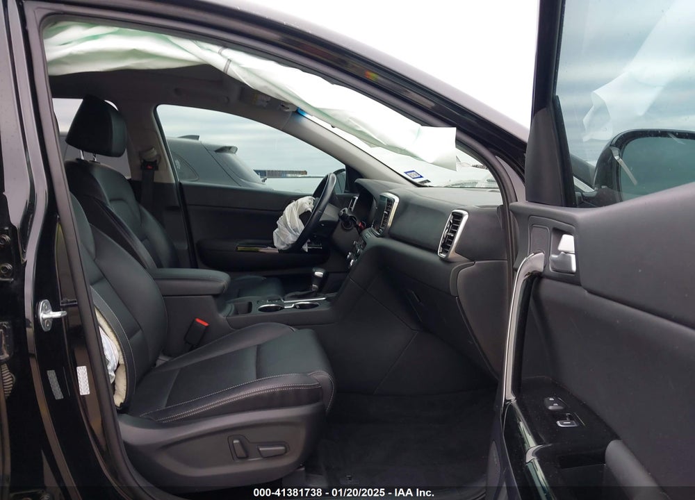 2021 KIA SPORTAGE EX VIN: KNDPN3AC4M7856358