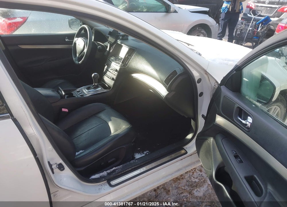 2013 INFINITI G37X VIN: JN1CV6AR2DM357504