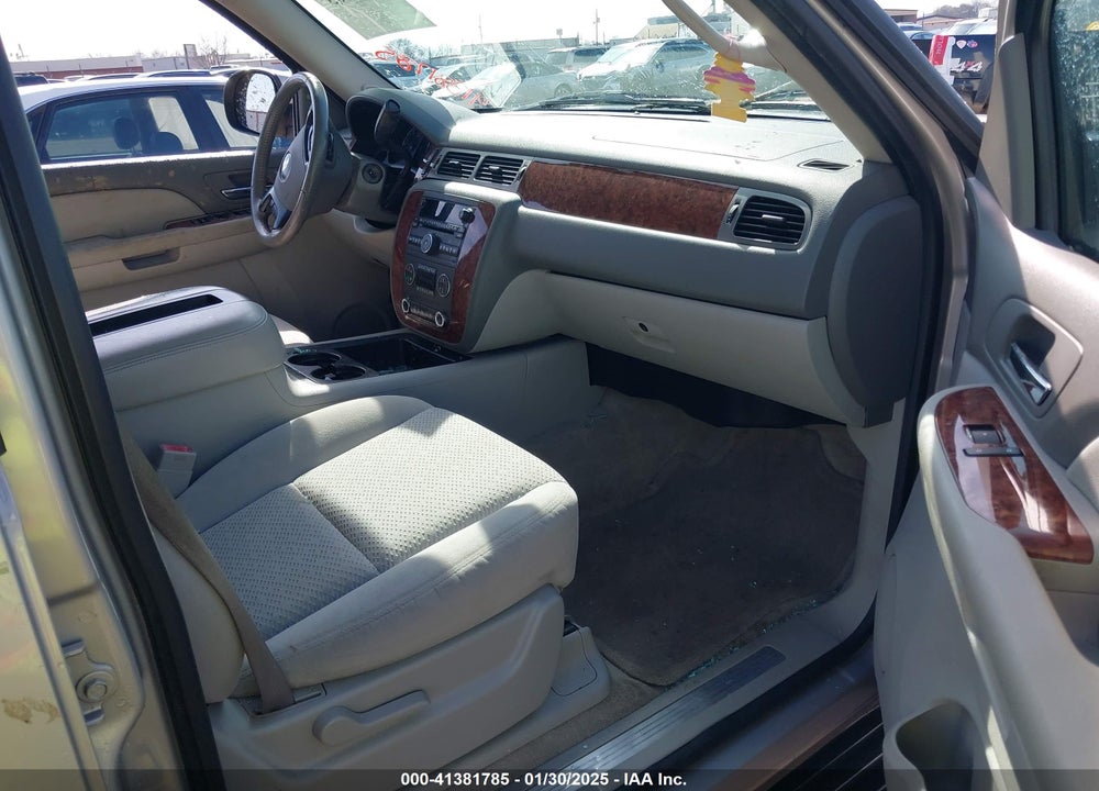 2007 CHEVROLET TAHOE LT VIN: 1GNFC13J07J338585