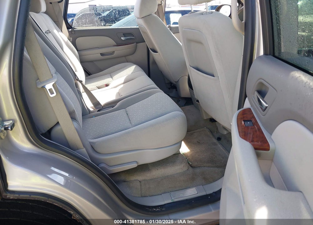 2007 CHEVROLET TAHOE LT VIN: 1GNFC13J07J338585
