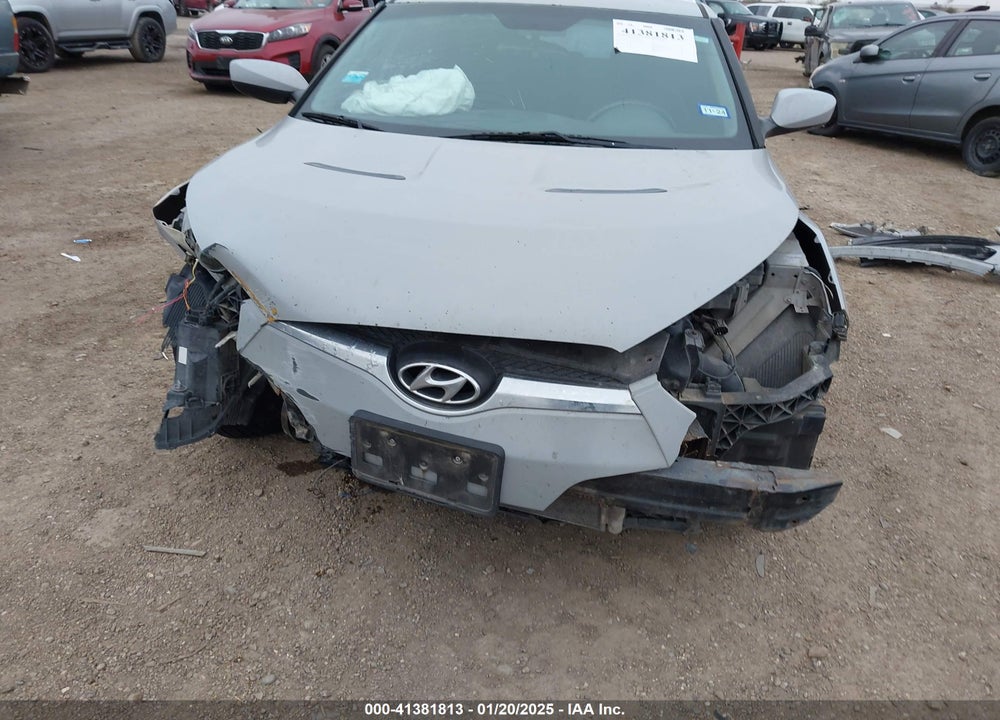 2013 HYUNDAI VELOSTER VIN: KMHTC6AD0DU157420